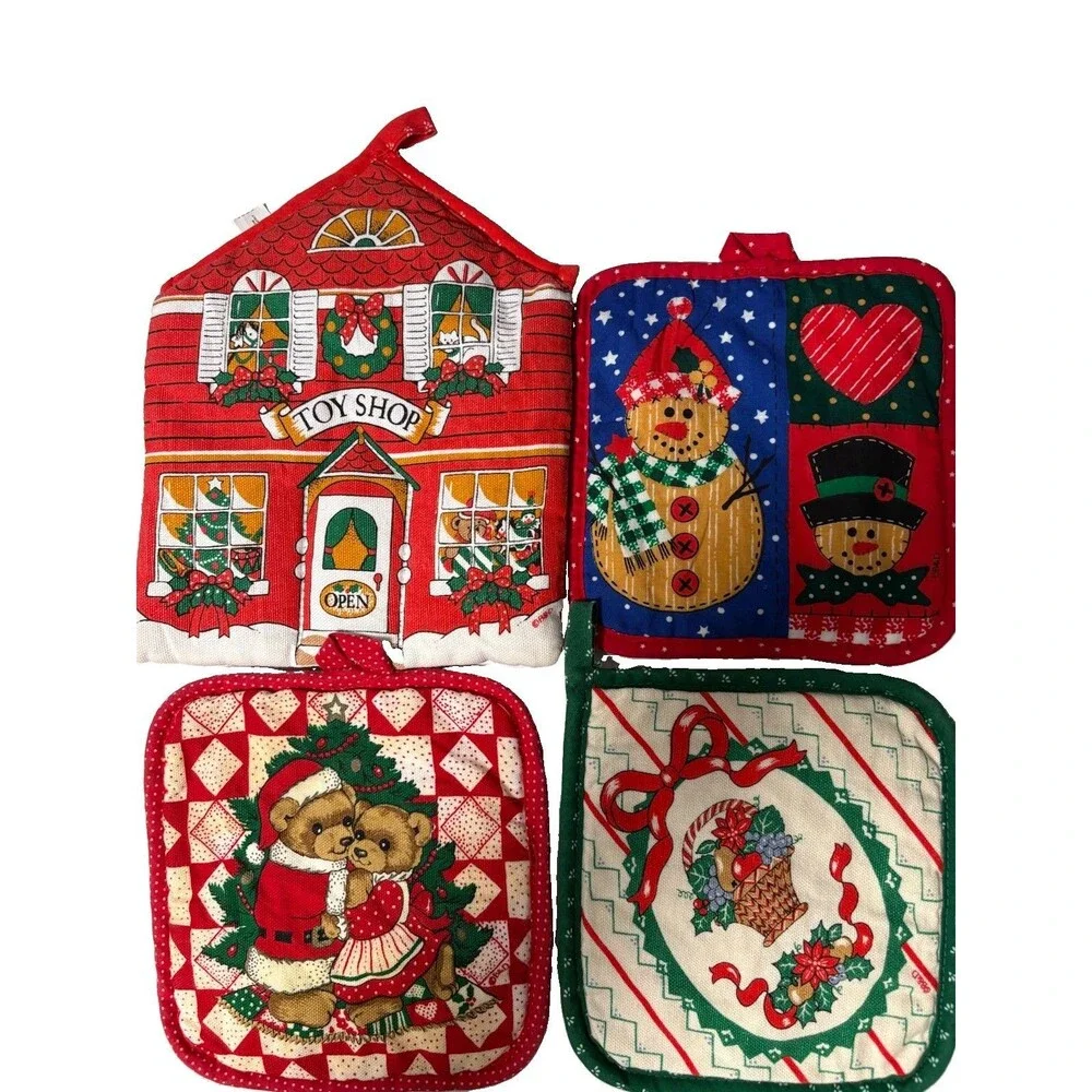 Vintage 80’s/90’s B&D Christmas Potholders Lot 4 RARE Toy Shop, Teddy, Bow Fruit